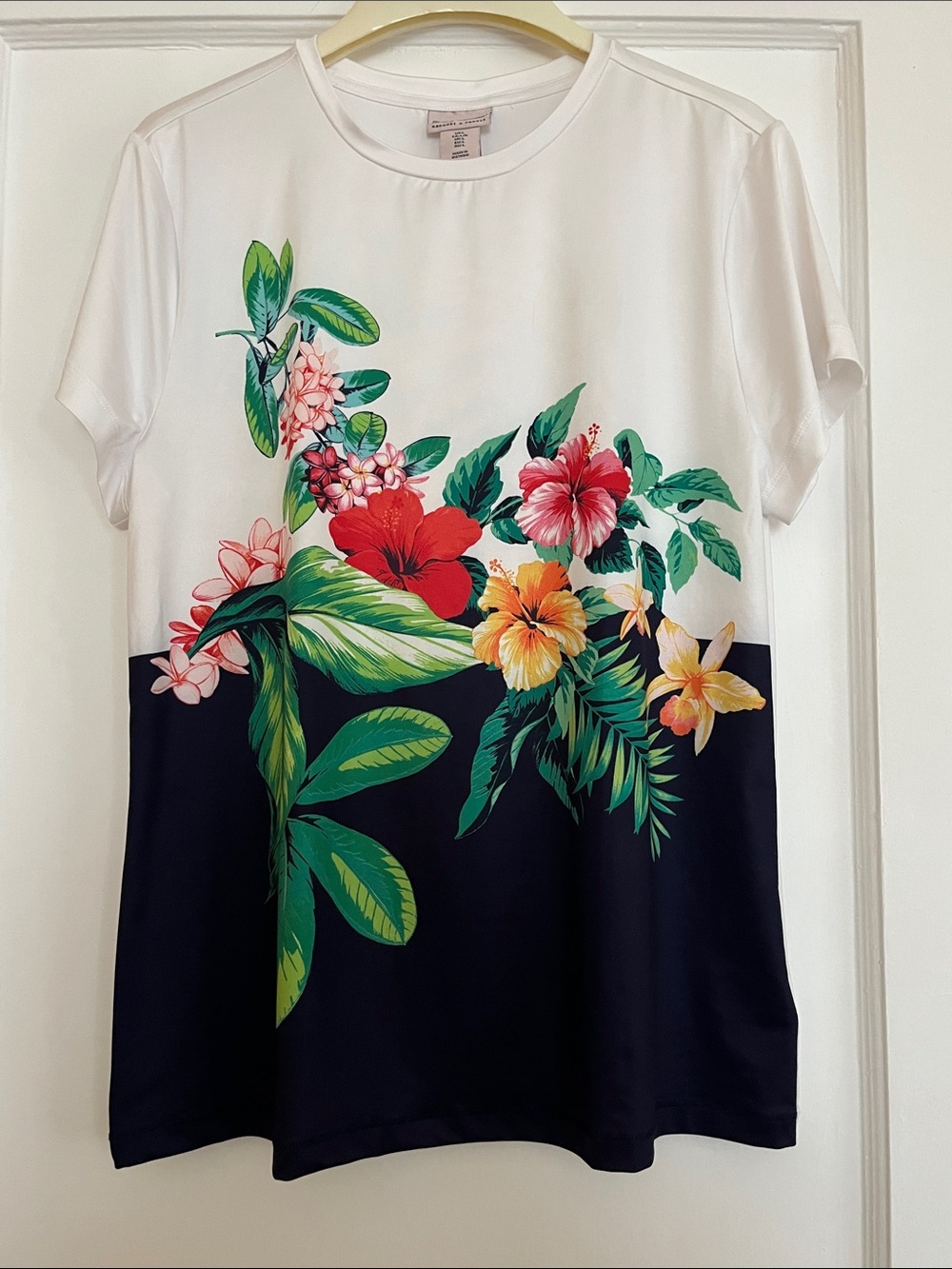 Tory Sports Floral Colorblock Short Sleeve Top L- White & Black
